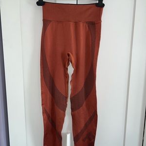 Victoria Secret Pink Leggings